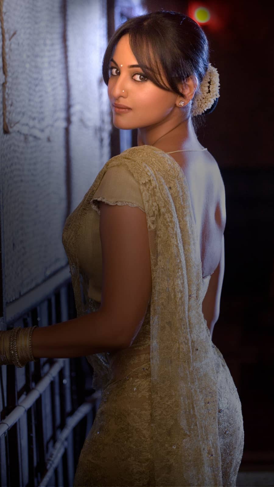 Happy Birthday Sonakshi Sinha: इन 10 फिल्मों से हिट हुआ सोनाक्षी सिन्हा का  'दबंग' अंदाज!